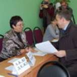 Виктор Карамышев вместе с семьей проголосовал на избирательном участке №148