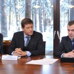 Медведев настаивает на продвижении антитабачного закона