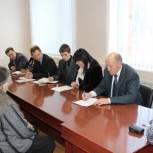 Выездной прием граждан прошел в поселке Рогнедино