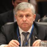 Кидяев отмечает увеличение делегируемых регионам полномочий