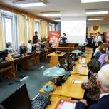 Пенсионеры города Обнинска изучают информационные компьютерные технологии