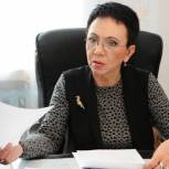 Шойгу побывала в поселке Хову-Аксы, где веден режим ЧС