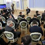 Медведева не устраивает качество сотовой связи в Москве