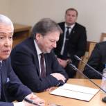 Васильев и Титов подписали соглашение о сотрудничестве