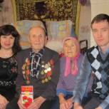 Альберт Рахматуллин поздравил ветерана с юбилеем