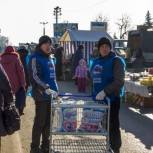 Молодогвардейцы помогали ульяновцам на ярмарке