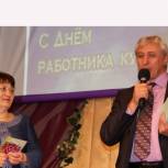Две поэтессы Вадинского района получили в подарок книги своих стихов