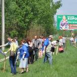 Великолукские партийцы присоединились к акции по озеленению города