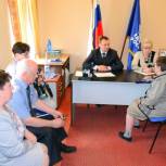 Сергей Бусурин провел прием граждан в Шимске