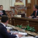 Медведев заявляет о стабильности российской энергосистемы