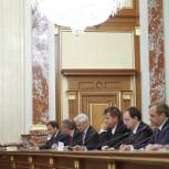 В правительстве обсудили проблемы производства товаров для детей