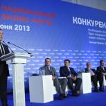 Медведев: Бизнес-амнистию должны сопровождать изменения УК РФ