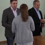 В Тутаеве детям-сиротам вручили ключи от квартир 