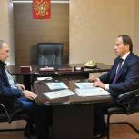 Путин обсудил с красноярским губернатором вопросы развития региона