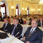 Пензенские депутаты-единороссы выступают против зарплат в конвертах