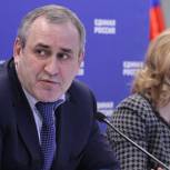 Сергей Неверов поздравил студентов с наступающим праздником 