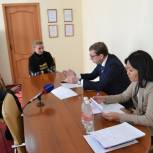 Сенатор провел прием граждан