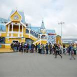 В сочинскую Резиденцию великоустюгского Деда Мороза пожаловали олимпийские чемпионы