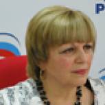 Сенаторова: Поздравляю с Международным женским днём!