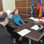 Глава города Юрий Алпатов провел прием граждан