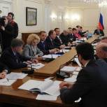 Путин: Пострадавшие от паводка граждане должны жить в своих домах
