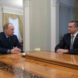 Путин: Федеральным чиновникам Крыма предстоит стажировка в Москве 