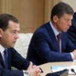 Медведев выступил за отказ от неэффективных налоговых льгот