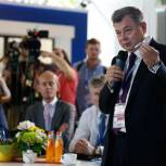 На Петербургском экономическом форуме Анатолий Артамонов поделился региональным опытом привлечения инвестиций