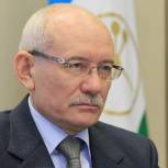 Рустэм Хамитов представил документы в Центризбирком РБ для участия в выборах