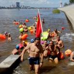 Более 170 пловцов приняли участие в заплыве на реке Амур