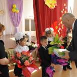 Владимир Безрук поздравил школьников посёлка Парма городского округа Усинск с Днём знаний (фотоотчёт)