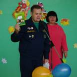 Единороссы республики поздравили детей с Днём знаний