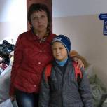 Партийцы Кировского округа помогли 250 беженцам с Украины