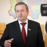 Председатель Законодательного Собрания области Георгий Шевцов: Армии нужны специалисты с дипломами