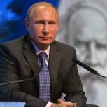 Путин выступил за снижение бюрократической нагрузки на педагогов