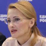 Введение виз – это удар по гражданам Украины, считает Яровая