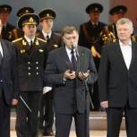 Вячеслав Макаров поздравил петербуржцев с Днем судостроителя