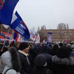 Автограф губернатора на футбольном мяче