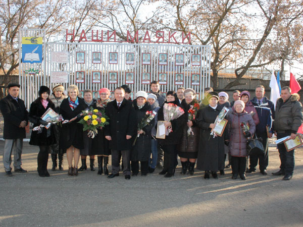 Погода белинский на 10. Город Белинский Пензенской области жители. Белинский район Пензенская область школа 2 1 класс. Город Белинский Пензенской области почетные граждане. Белинский Комсомольская площадь 12.