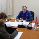 Единороссы Приморского района провели прием граждан