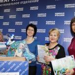 Жители Севастополя прислали новогодние игрушки в Марий Эл