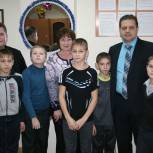 Вязниковские единороссы посетили воспитанников Мстёрского  детского дома