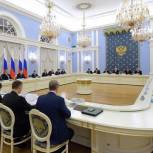 Медведев: План по импортозамещению будет утвержден к июлю