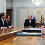 Владимир Путин: Конфликт на Украине может быть урегулирован только мирным путем