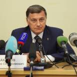 Вячеслав Макаров прокомментировал итоги заседания Совета фракций 
