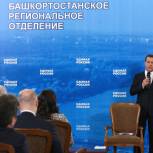 Медведев: Средства на строительство дворовых спортплощадок найдутся