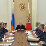 Путин требует строгого исполнения газовых контрактов с Украиной