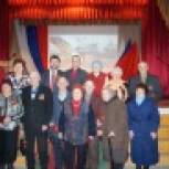 В районах Курской области единороссы поздравляют с Днем защитника Отечества