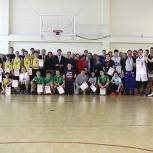 Вячеслав Макаров: Победа спортсменов на площадке куётся в командной работе