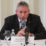 Сергей Шатуновский поздравил петербурженок с Международным женским днём